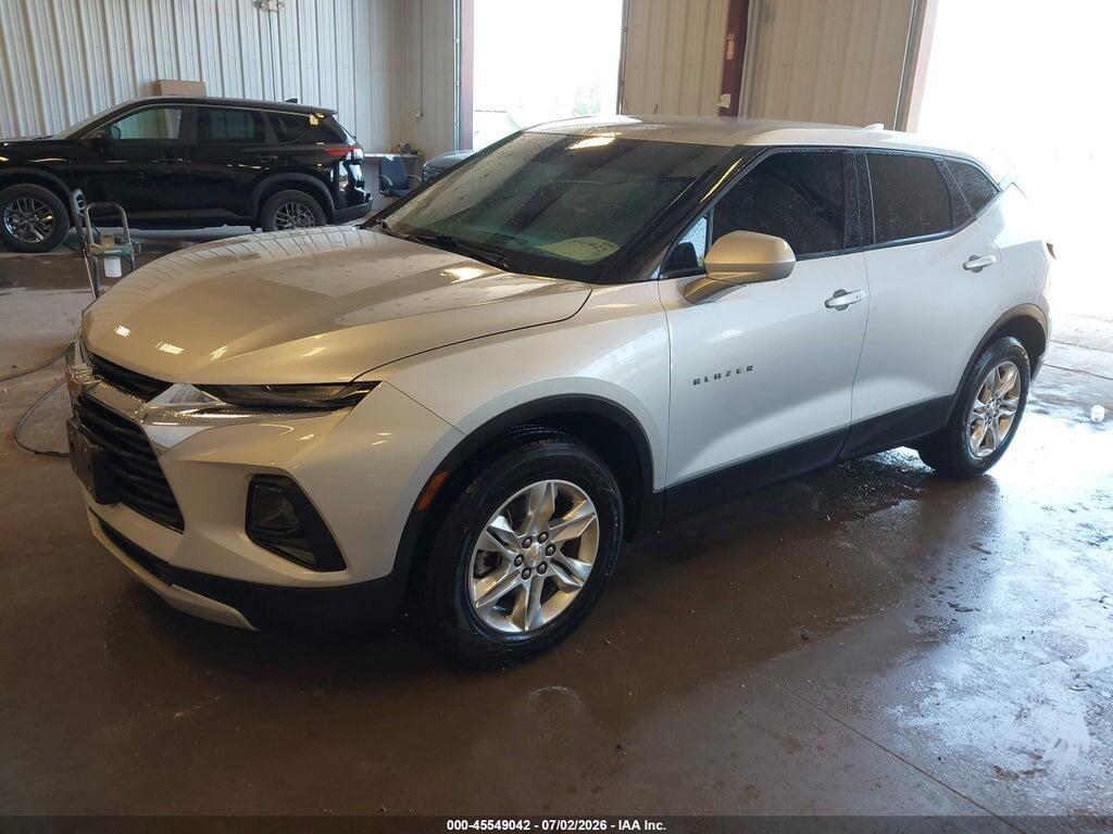 3GNKBHR44MS550850 2021 CHEVROLET BLAZER photo no. 2