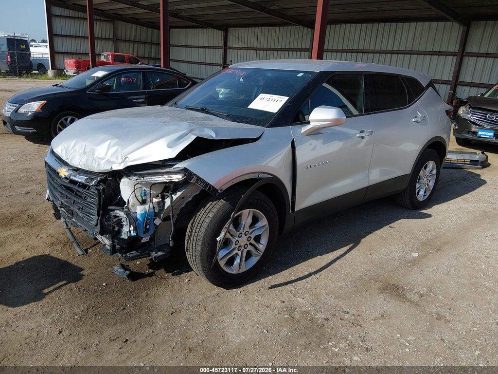3GNKBHR44MS546586 2021 CHEVROLET BLAZER photo no. 2