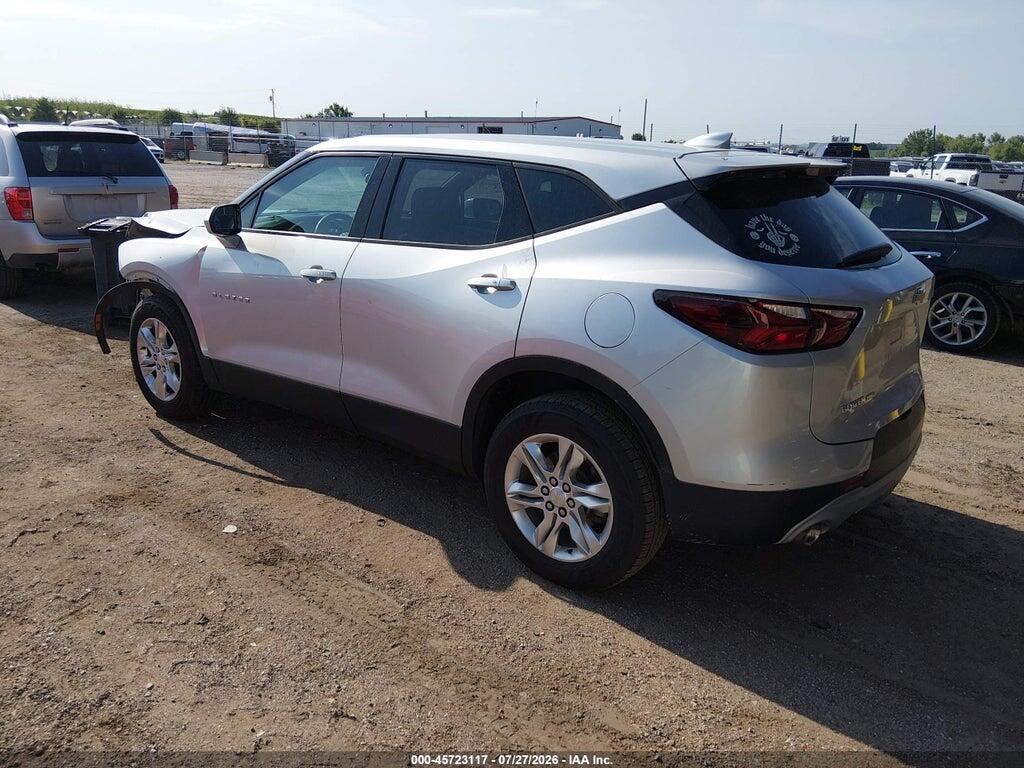 3GNKBHR44MS546586 2021 CHEVROLET BLAZER photo no. 3