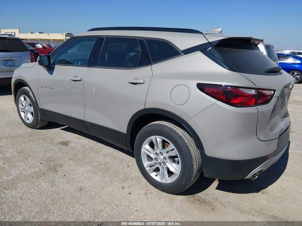 3GNKBCRS2MS528881 2021 CHEVROLET BLAZER photo no. 3