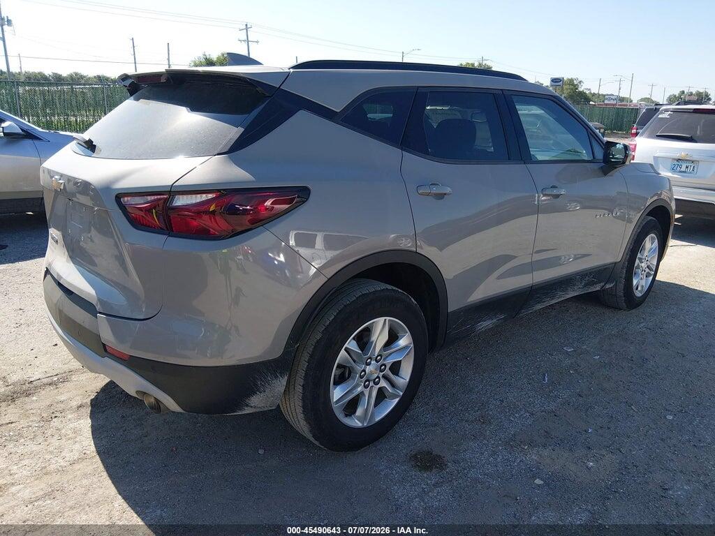 3GNKBCRS2MS528881 2021 CHEVROLET BLAZER photo no. 4