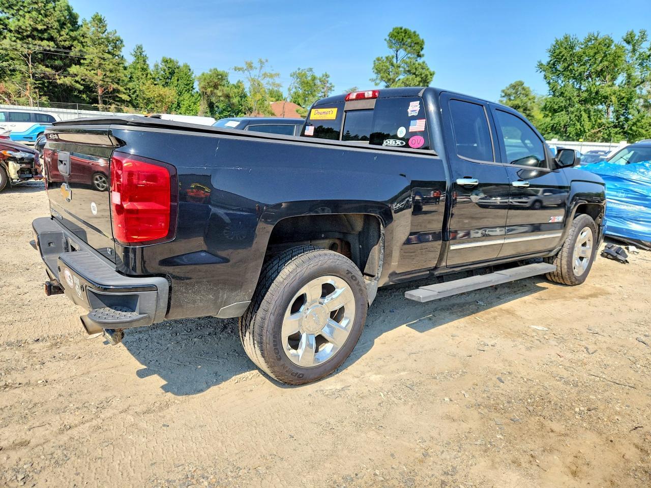 2015 CHEVROLET SILVERADO K1500 LT — Фото 3 из 12
