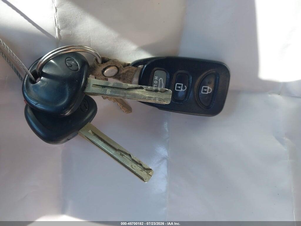 5NPEB4AC4BH294993 2011 HYUNDAI SONATA photo no. 11