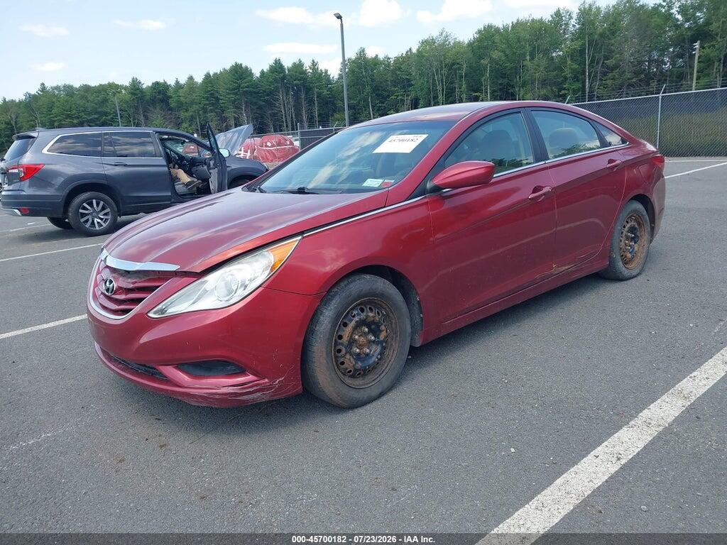 5NPEB4AC4BH294993 2011 HYUNDAI SONATA photo no. 2