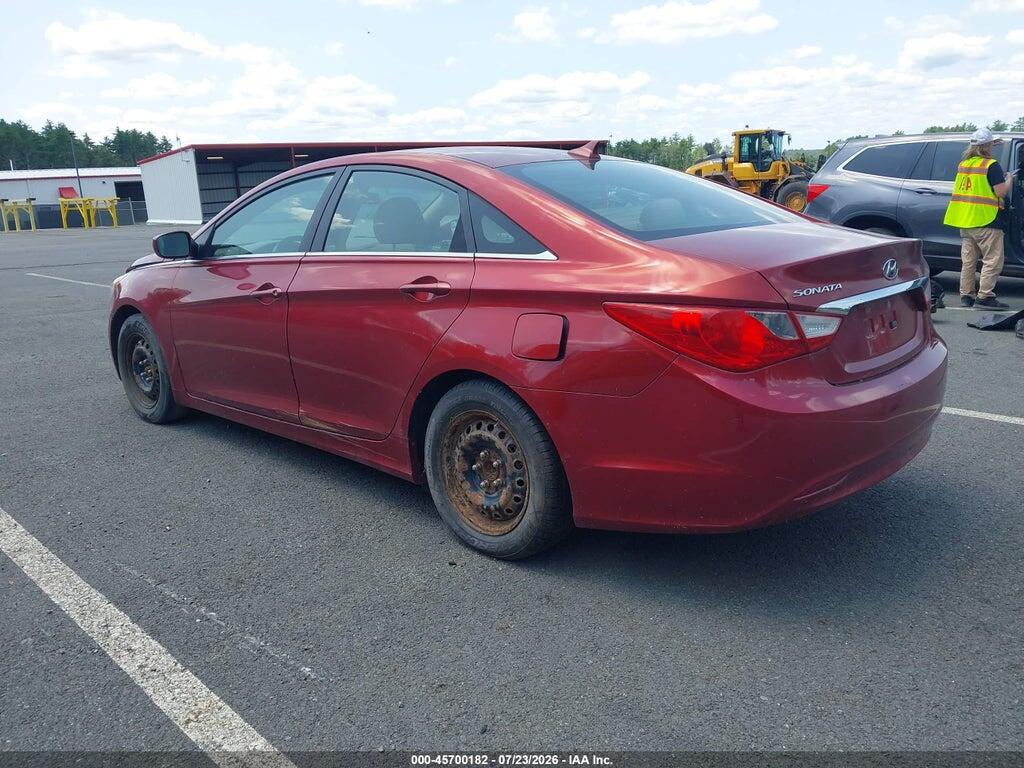 5NPEB4AC4BH294993 2011 HYUNDAI SONATA photo no. 3