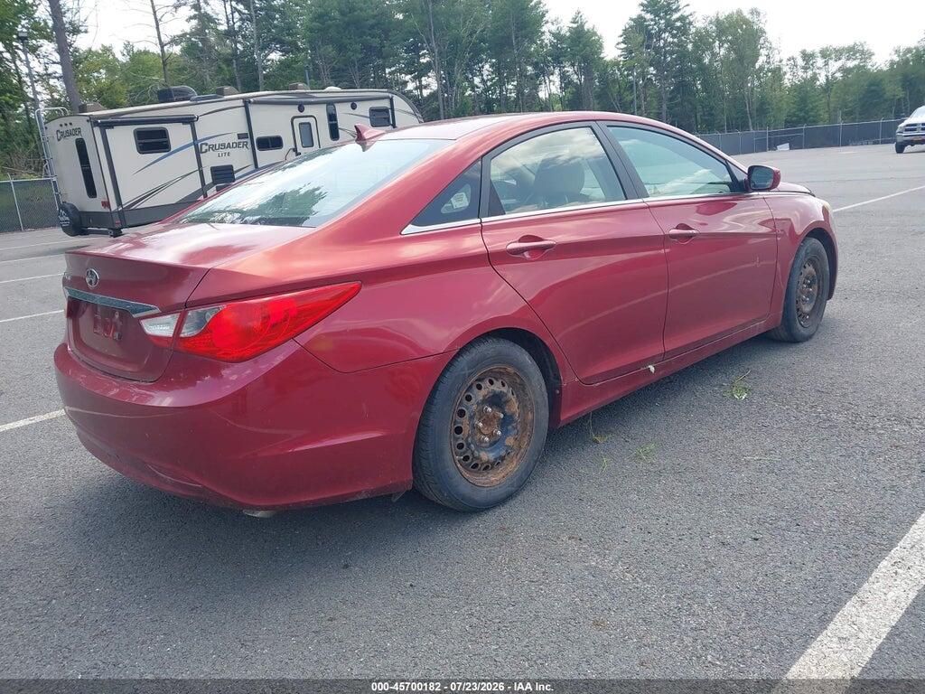 5NPEB4AC4BH294993 2011 HYUNDAI SONATA photo no. 4