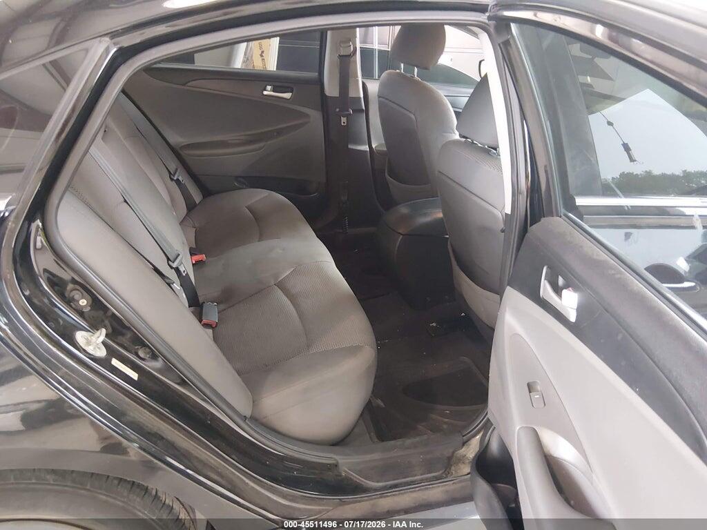 5NPEB4AC4BH154748 2011 HYUNDAI SONATA photo no. 8