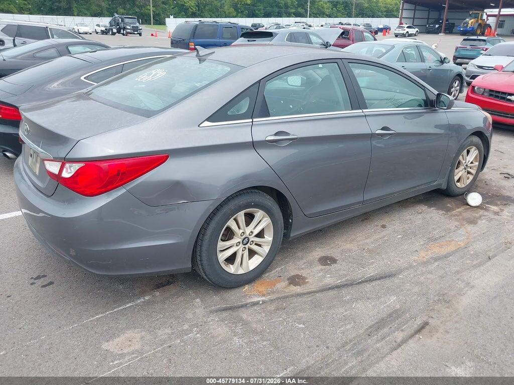 5NPEB4AC7BH206339 2011 HYUNDAI SONATA photo no. 4
