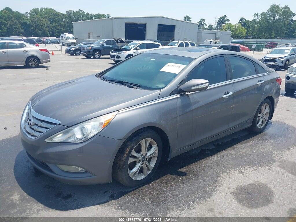 5NPEC4AB1BH303394 2011 HYUNDAI SONATA photo no. 2
