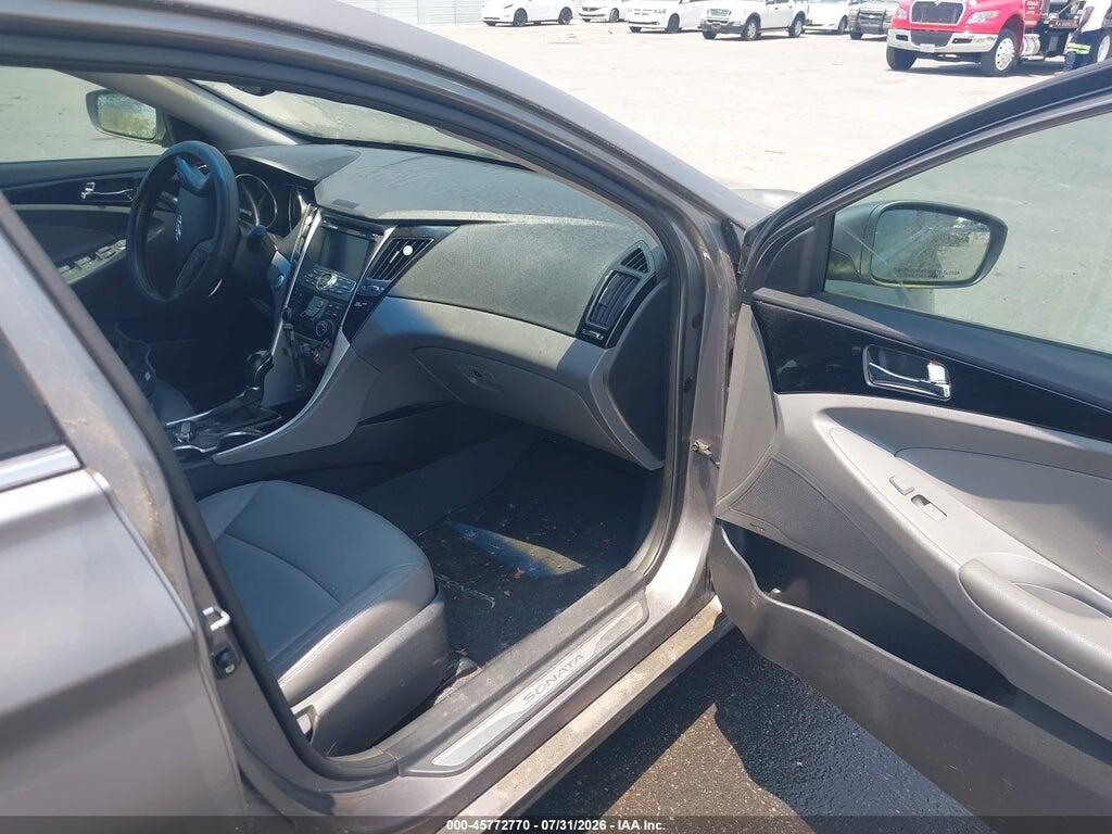 5NPEC4AB1BH303394 2011 HYUNDAI SONATA photo no. 5