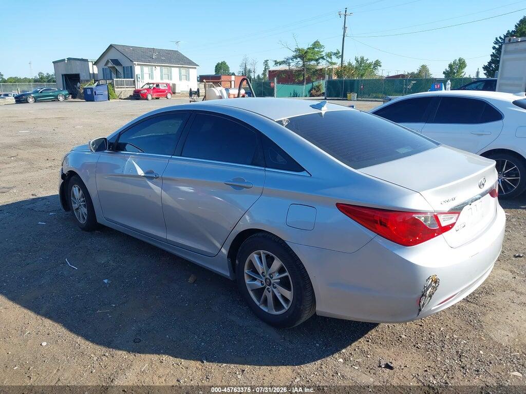 5NPEB4AC0BH211477 2011 HYUNDAI SONATA photo no. 3