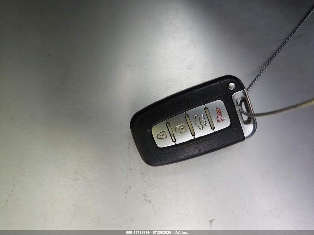 5NPEC4AC0BH268940 2011 HYUNDAI SONATA photo no. 11