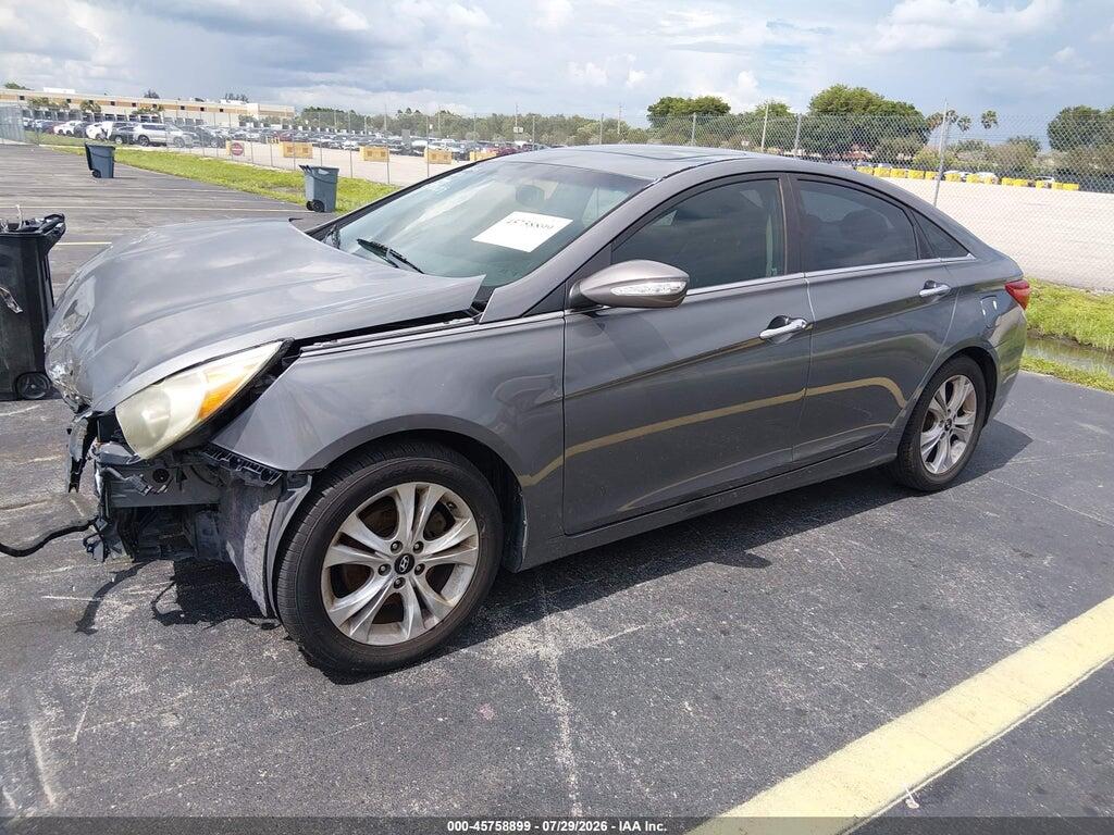 5NPEC4AC0BH268940 2011 HYUNDAI SONATA photo no. 2