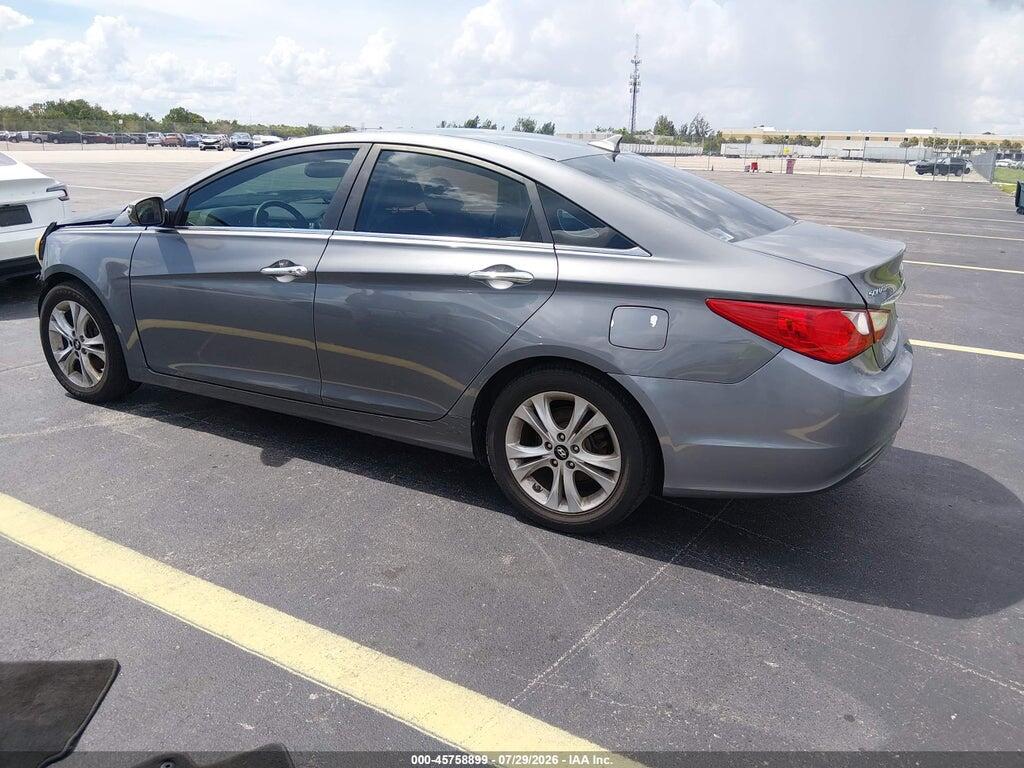 5NPEC4AC0BH268940 2011 HYUNDAI SONATA photo no. 3