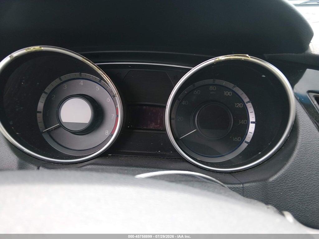 5NPEC4AC0BH268940 2011 HYUNDAI SONATA photo no. 7