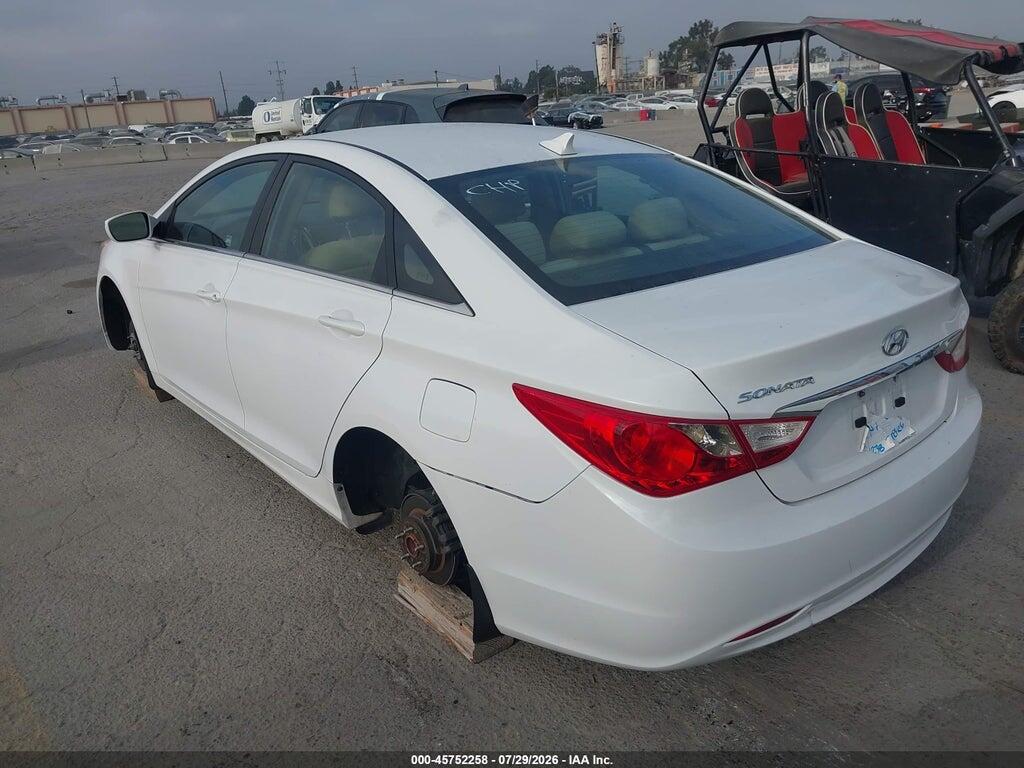 5NPEB4AC6BH160633 2011 HYUNDAI SONATA photo no. 3
