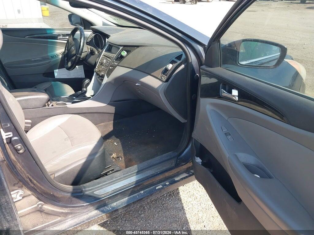 5NPEC4ACXBH024096 2011 HYUNDAI SONATA photo no. 5