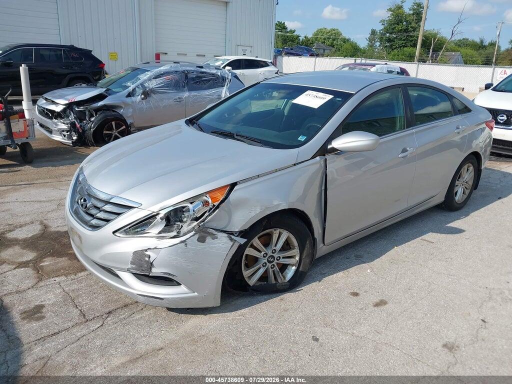 5NPEB4AC3BH139142 2011 HYUNDAI SONATA photo no. 2
