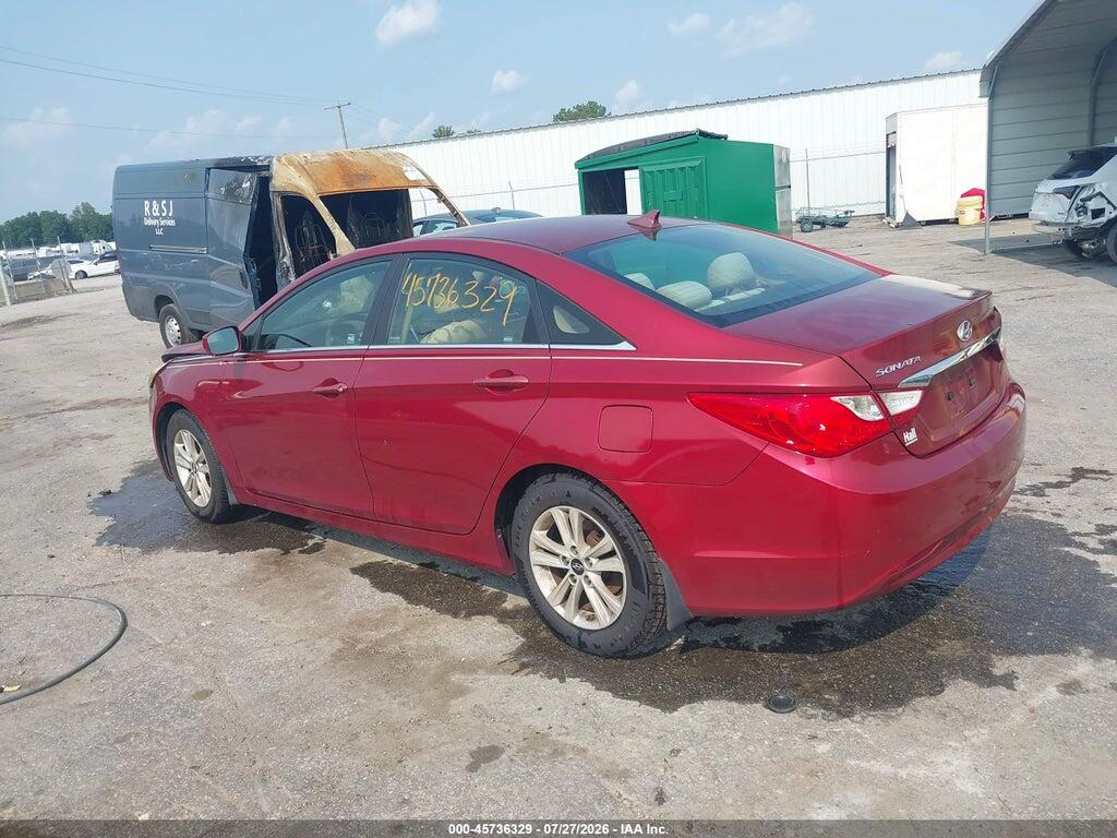 5NPEB4AC8BH305770 2011 HYUNDAI SONATA photo no. 3