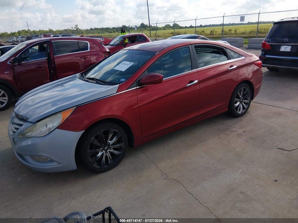 5NPEC4AB5BH260744 2011 HYUNDAI SONATA photo no. 2
