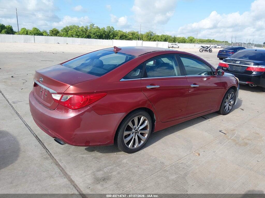 5NPEC4AB5BH260744 2011 HYUNDAI SONATA photo no. 4