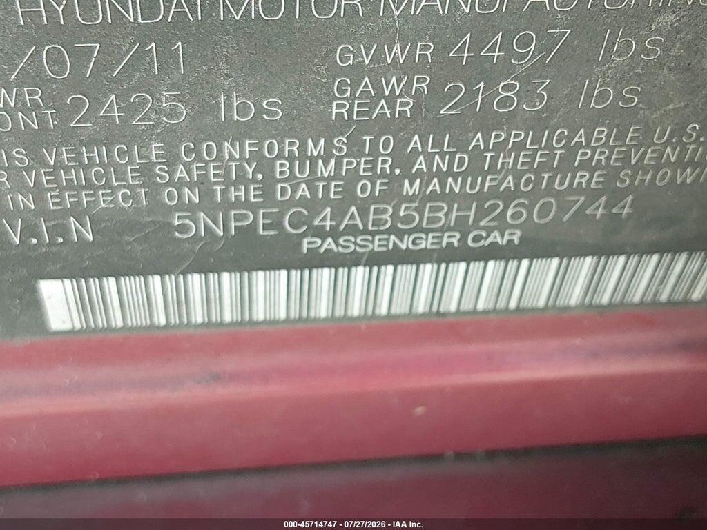 5NPEC4AB5BH260744 2011 HYUNDAI SONATA photo no. 9