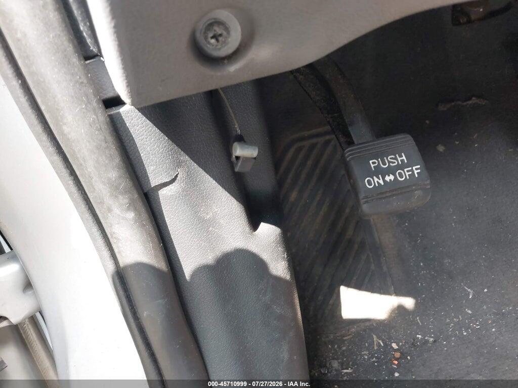 5NPEB4AC8BH296875 2011 HYUNDAI SONATA photo no. 12