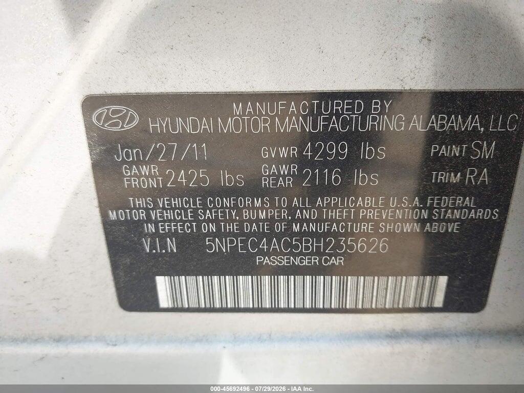5NPEC4AC5BH235626 2011 HYUNDAI SONATA photo no. 9