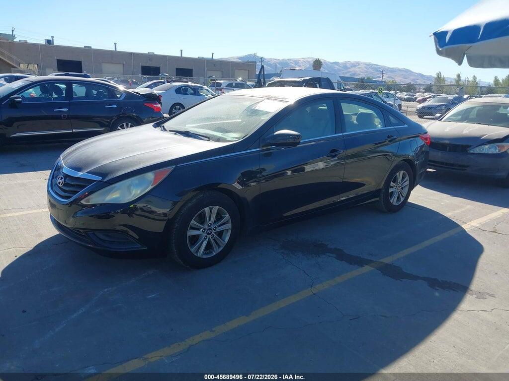 5NPEB4AC7BH065725 2011 HYUNDAI SONATA photo no. 2
