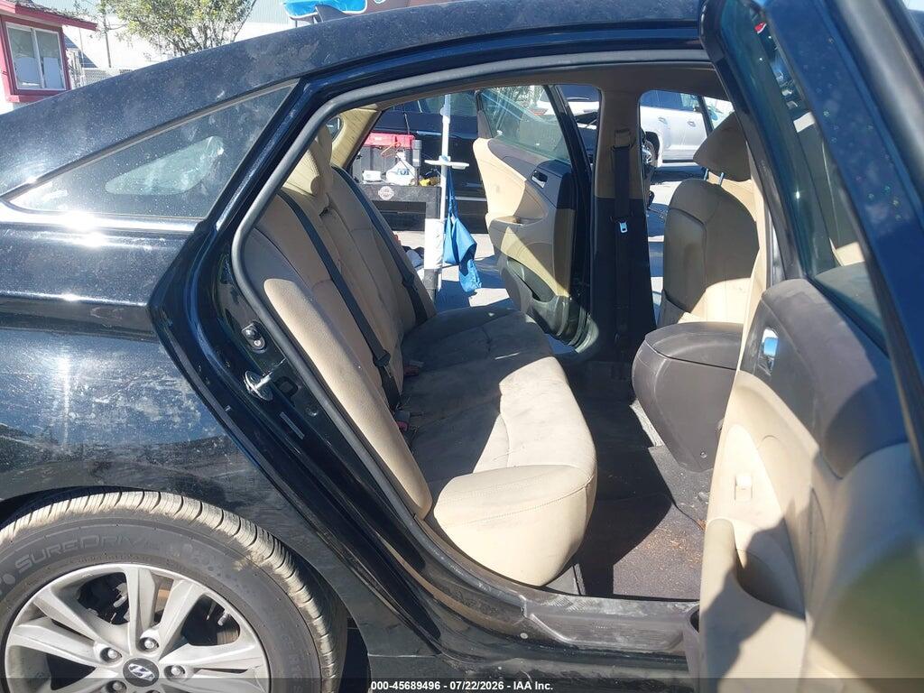 5NPEB4AC7BH065725 2011 HYUNDAI SONATA photo no. 8