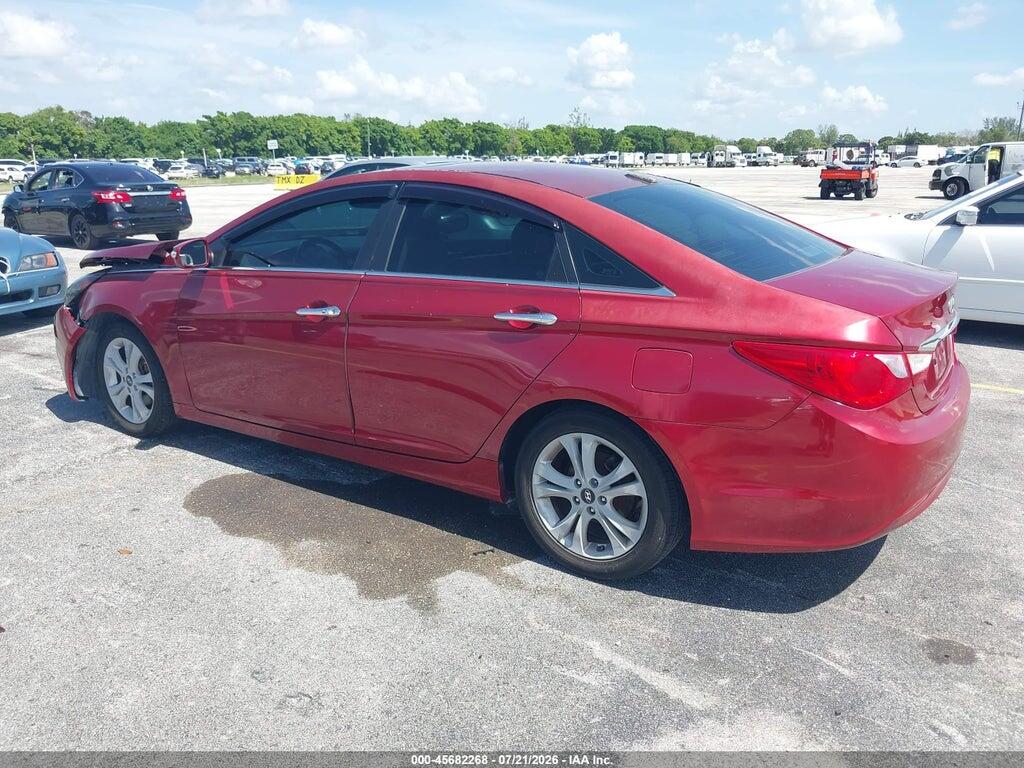 5NPEC4ACXBH305556 2011 HYUNDAI SONATA photo no. 3