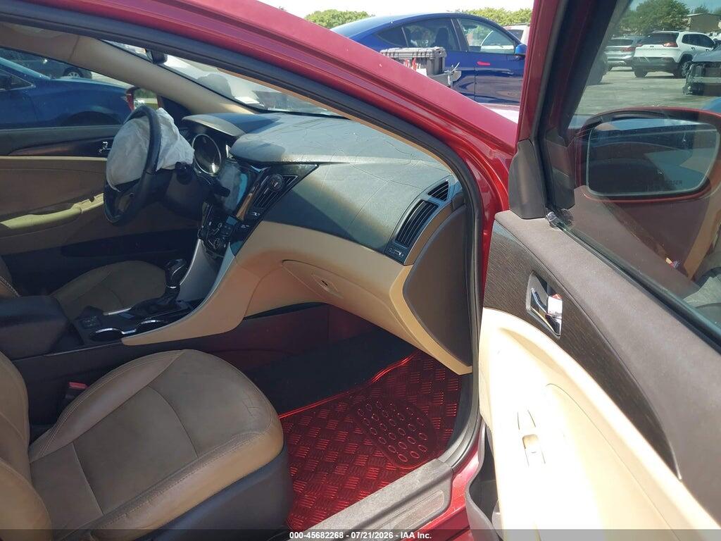 5NPEC4ACXBH305556 2011 HYUNDAI SONATA photo no. 5