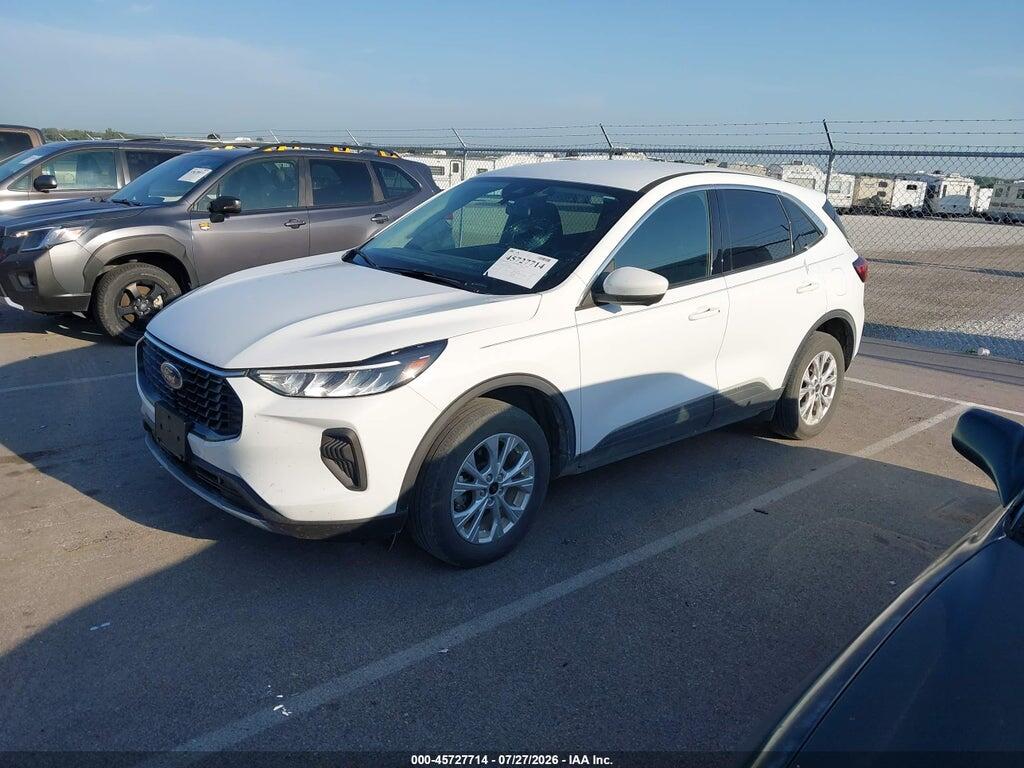 1FMCU9GN7PUA52800 2023 FORD ESCAPE photo no. 2
