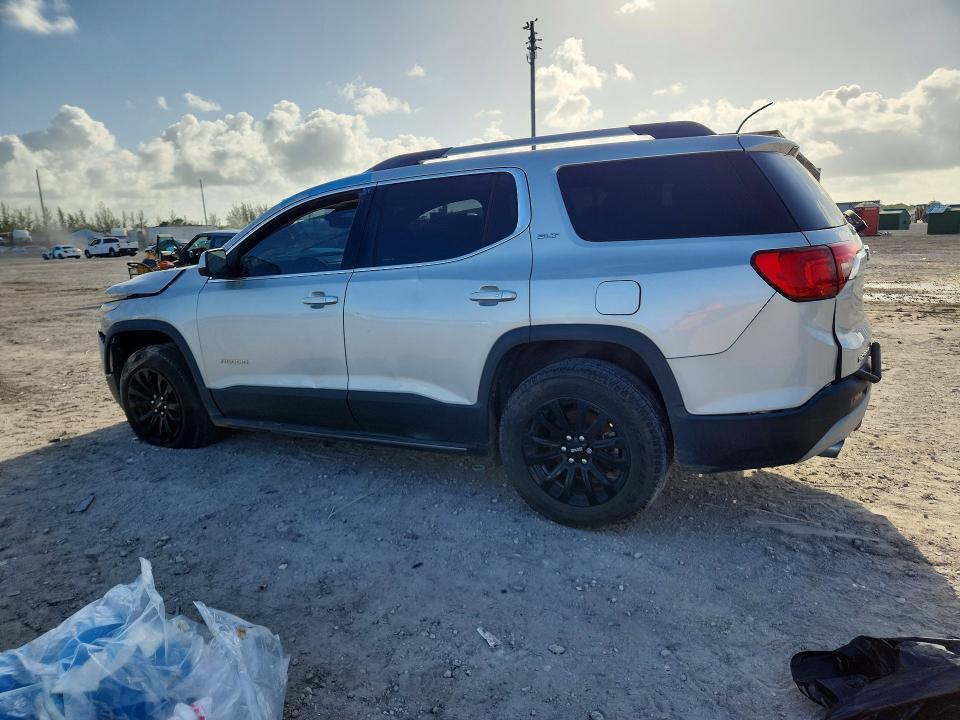 2017 GMC ACADIA SLT-1 — Фото 2 из 14