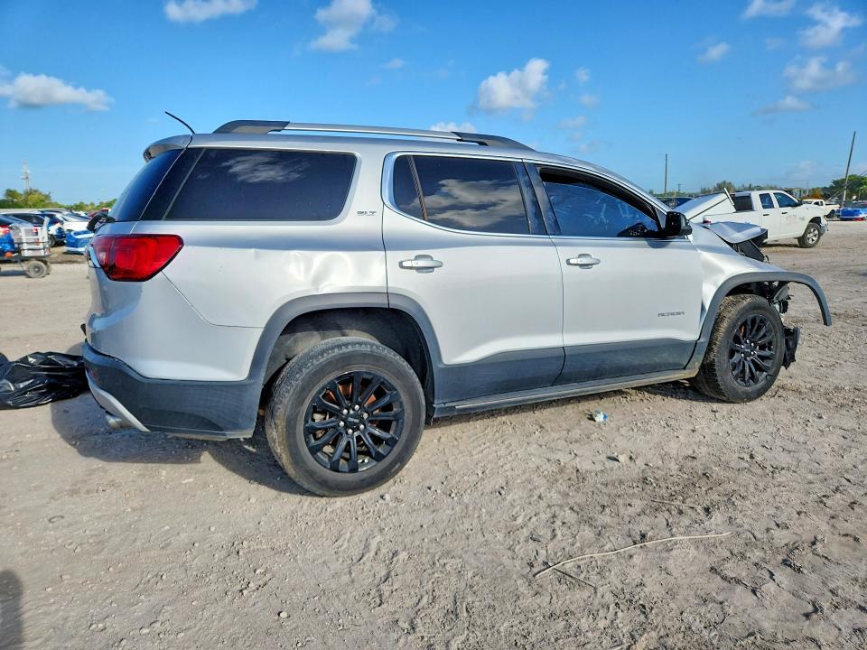 2017 GMC ACADIA SLT-1 — Фото 3 из 14