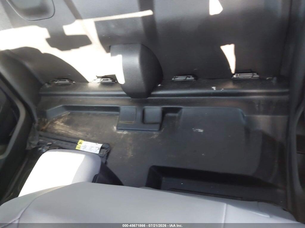 1GCHSBEA2M1129268 2021 CHEVROLET COLORADO photo no. 8