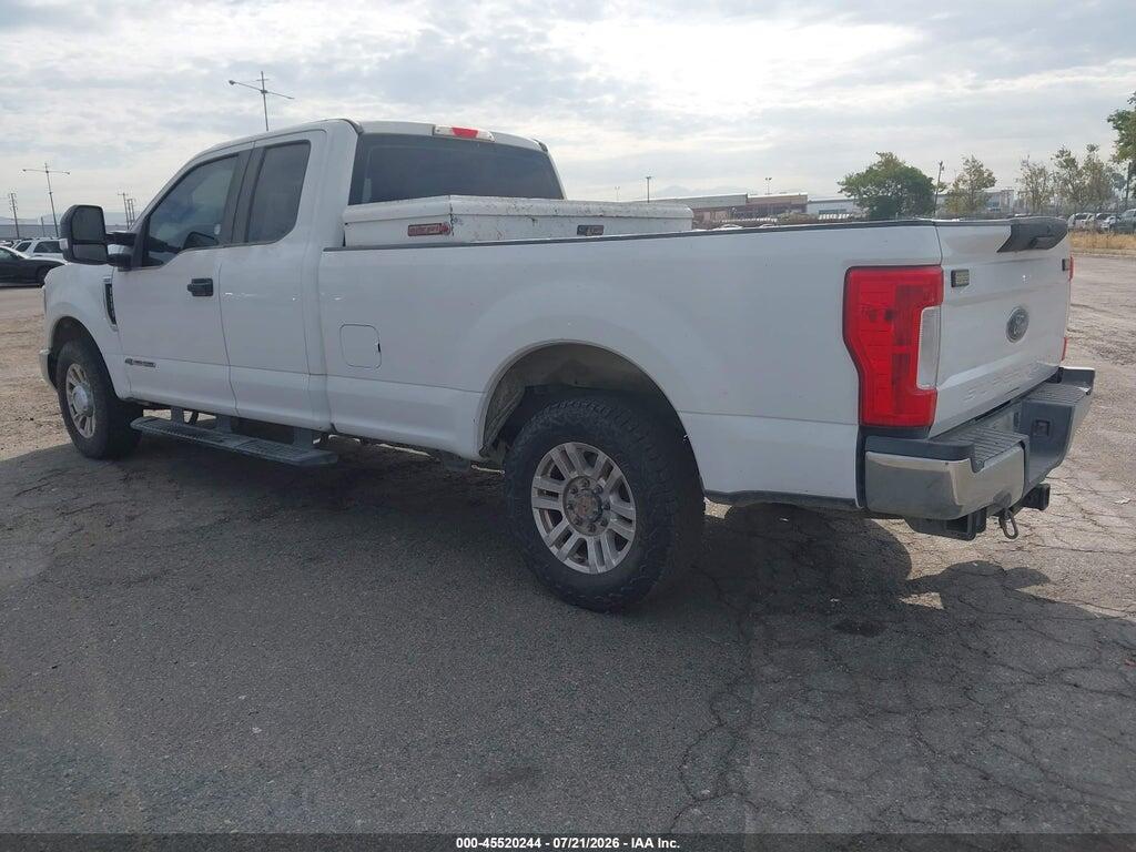 1FT7X2AT0KEF49699 2019 FORD F-250 photo no. 3