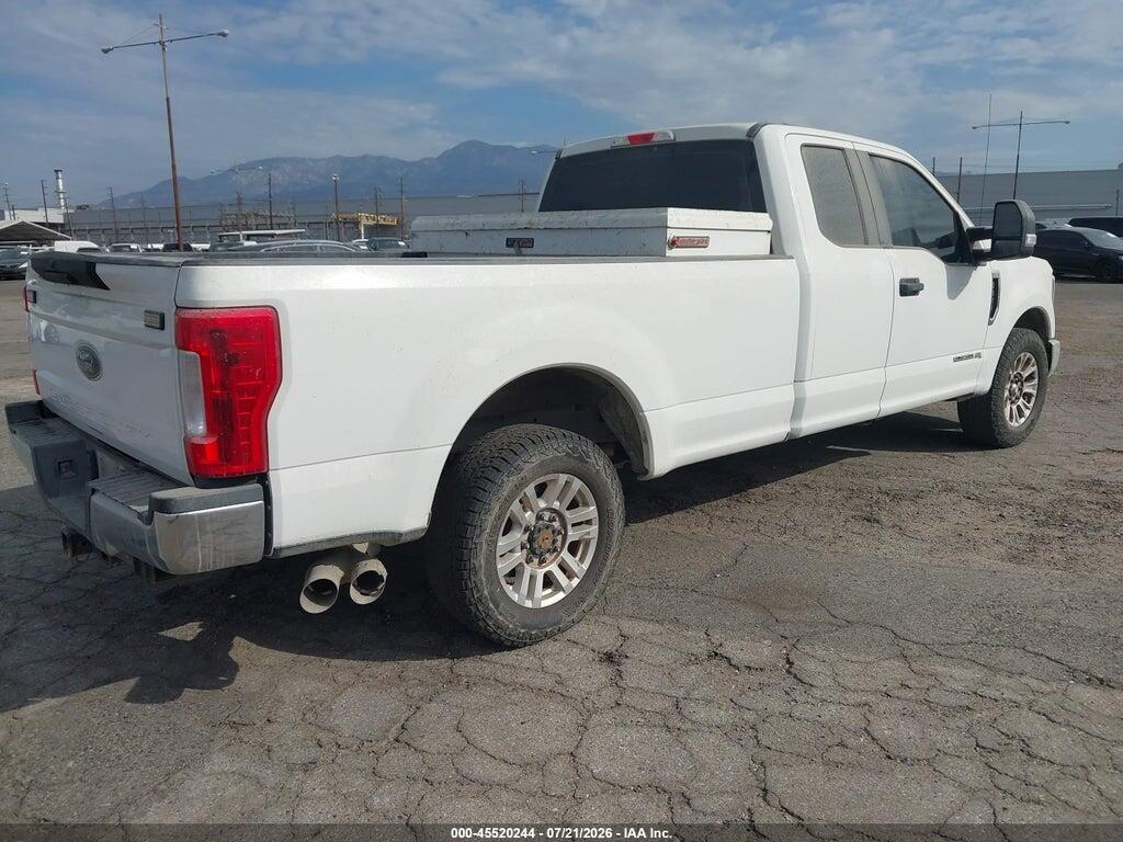 1FT7X2AT0KEF49699 2019 FORD F-250 photo no. 4