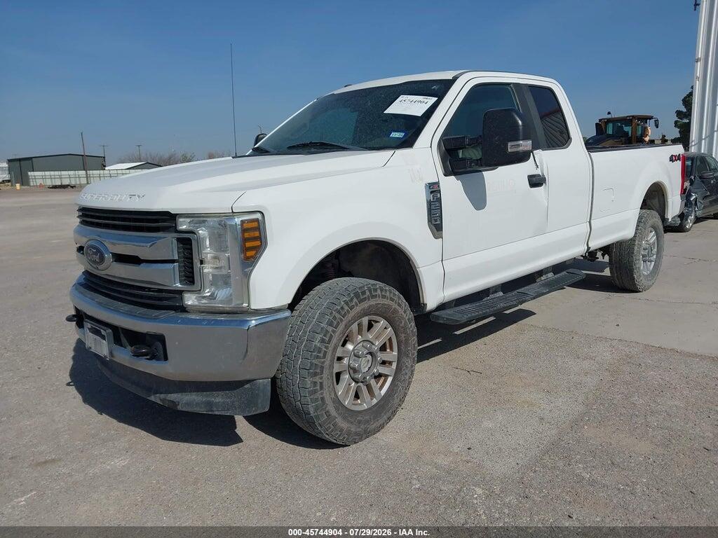 1FT7X2B61KEC22026 2019 FORD F-250 photo no. 2