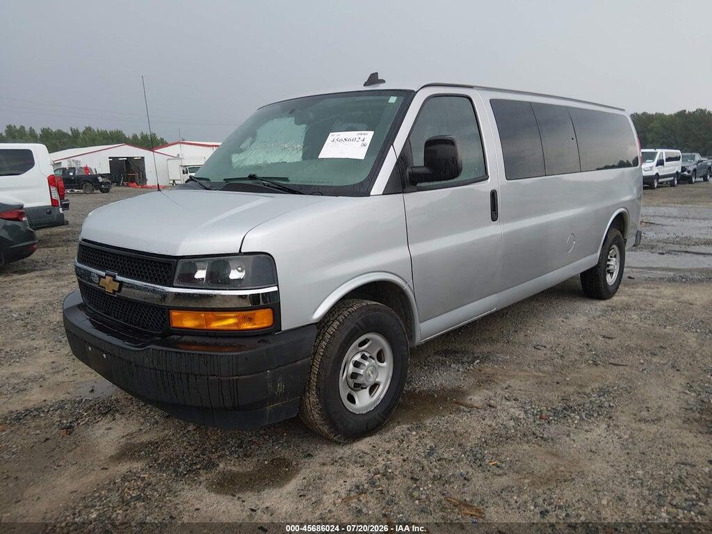 1GAZGNFP3L1253972 2020 CHEVROLET EXPRESS PASSENGER photo no. 2