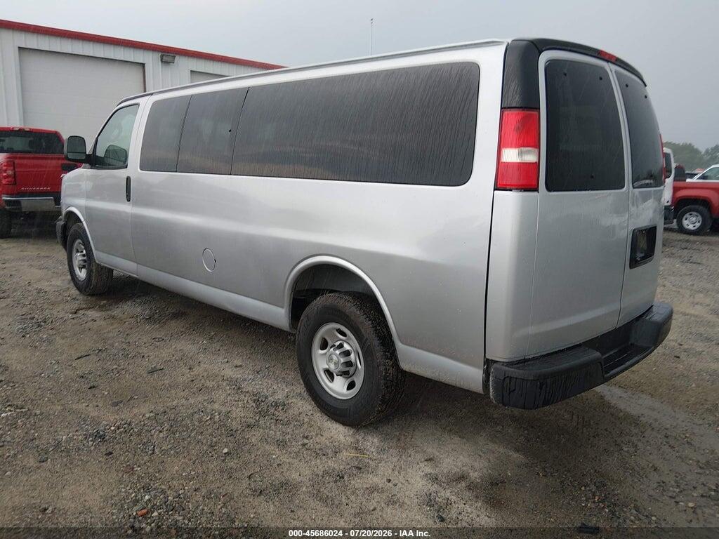 1GAZGNFP3L1253972 2020 CHEVROLET EXPRESS PASSENGER photo no. 3