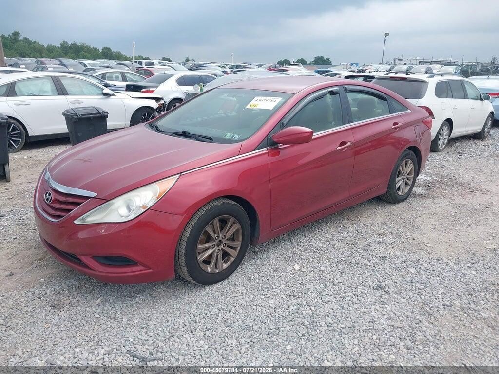 5NPEB4AC4BH067268 2011 HYUNDAI SONATA photo no. 2