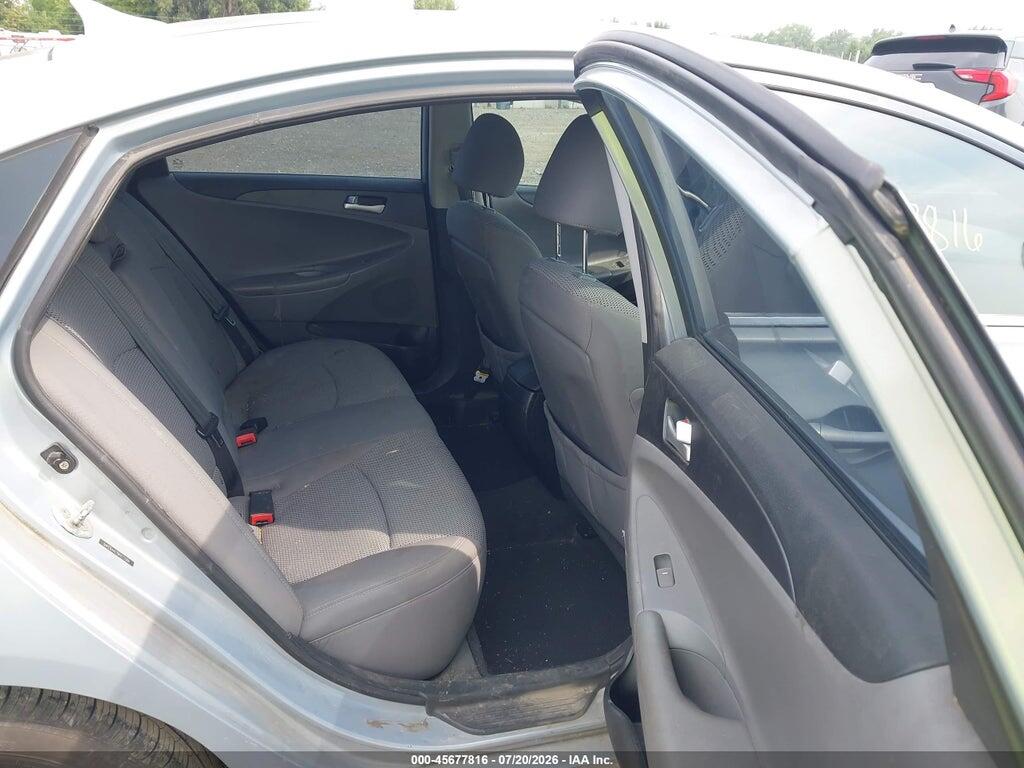 5NPEB4AC7BH273359 2011 HYUNDAI SONATA photo no. 8