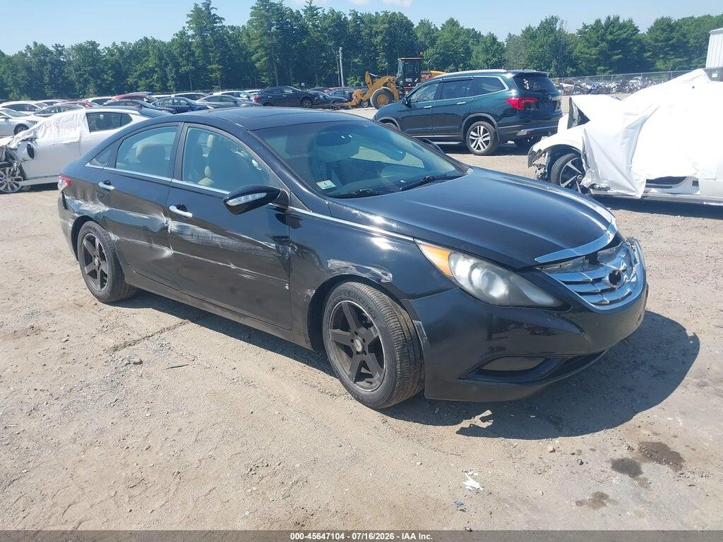 5NPEC4AC6BH139780 2011 HYUNDAI SONATA photo no. 1