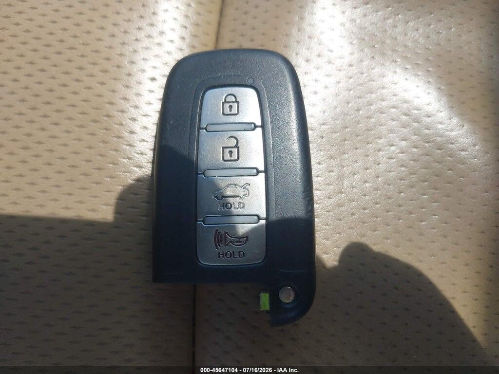 5NPEC4AC6BH139780 2011 HYUNDAI SONATA photo no. 11
