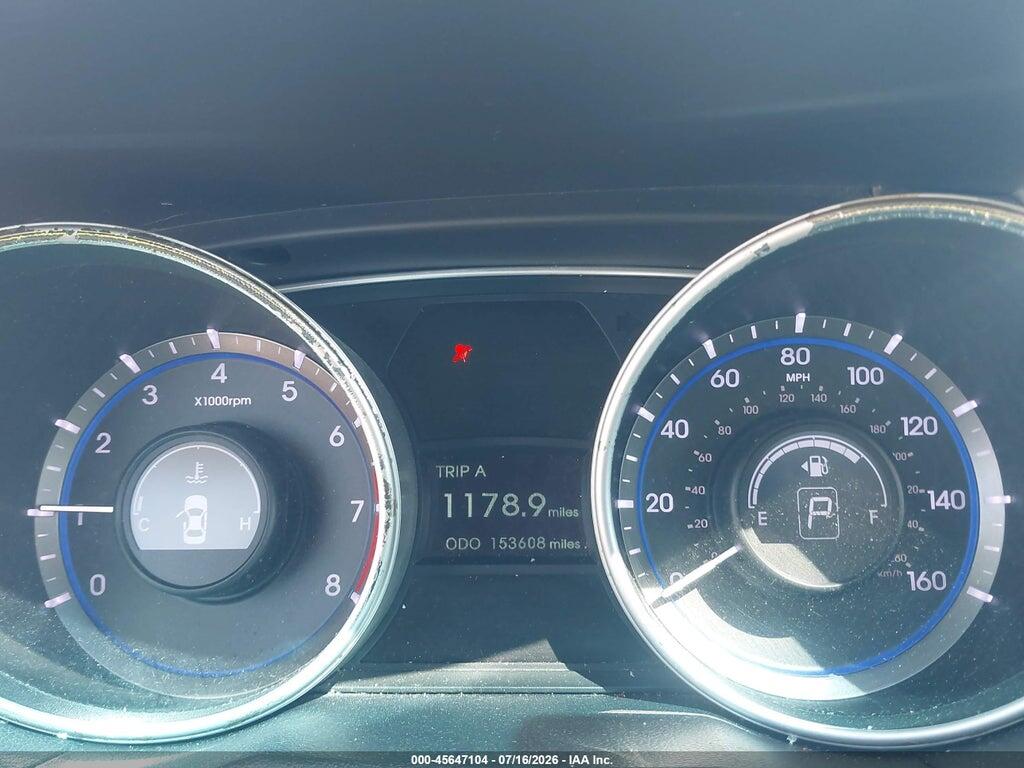 5NPEC4AC6BH139780 2011 HYUNDAI SONATA photo no. 7