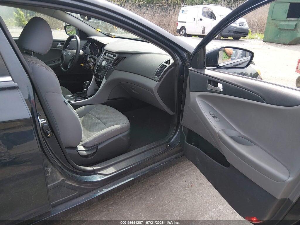 5NPEB4AC8BH256778 2011 HYUNDAI SONATA photo no. 5