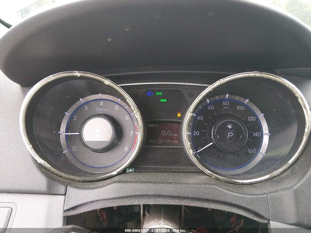 5NPEB4AC8BH256778 2011 HYUNDAI SONATA photo no. 7