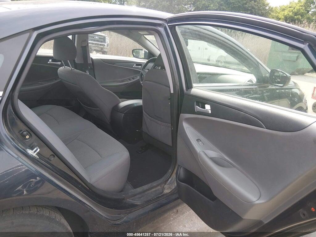 5NPEB4AC8BH256778 2011 HYUNDAI SONATA photo no. 8
