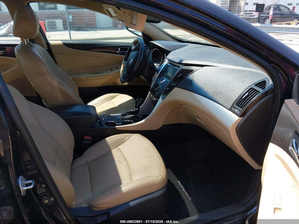 5NPEC4AC7BH045973 2011 HYUNDAI SONATA photo no. 5